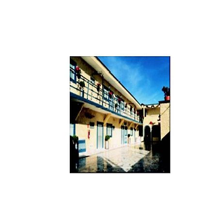Hotel Sta Lucia Celaya  Exterior photo